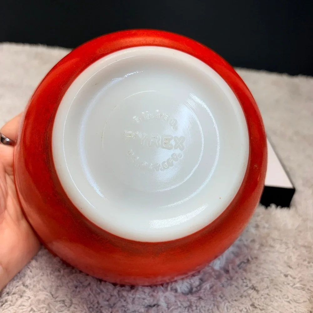 Vintage Pyrex Primary Red  Mixing Bowl 8.5